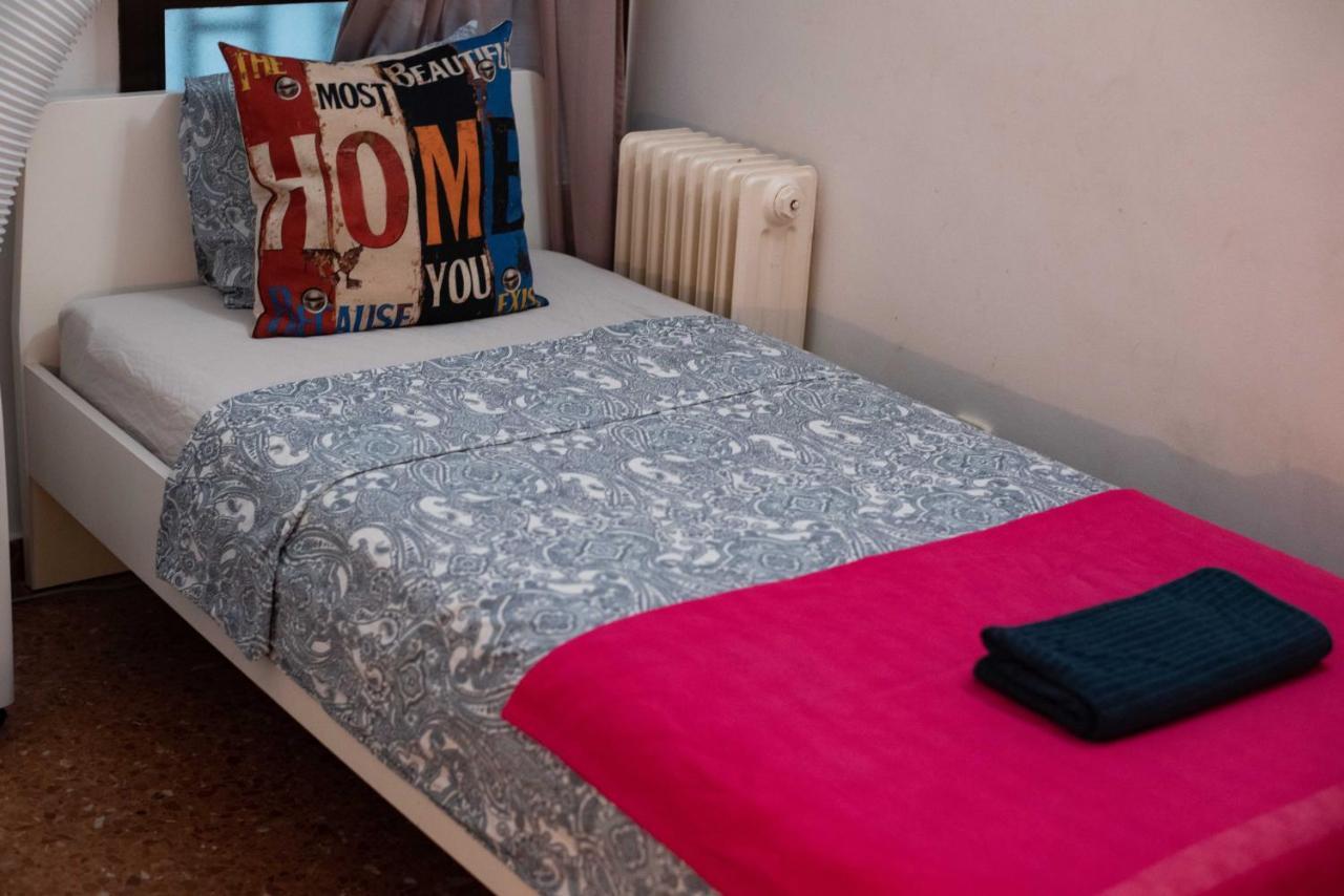 Eixample Private Rooms บาร์เซโลนา ภายนอก รูปภาพ