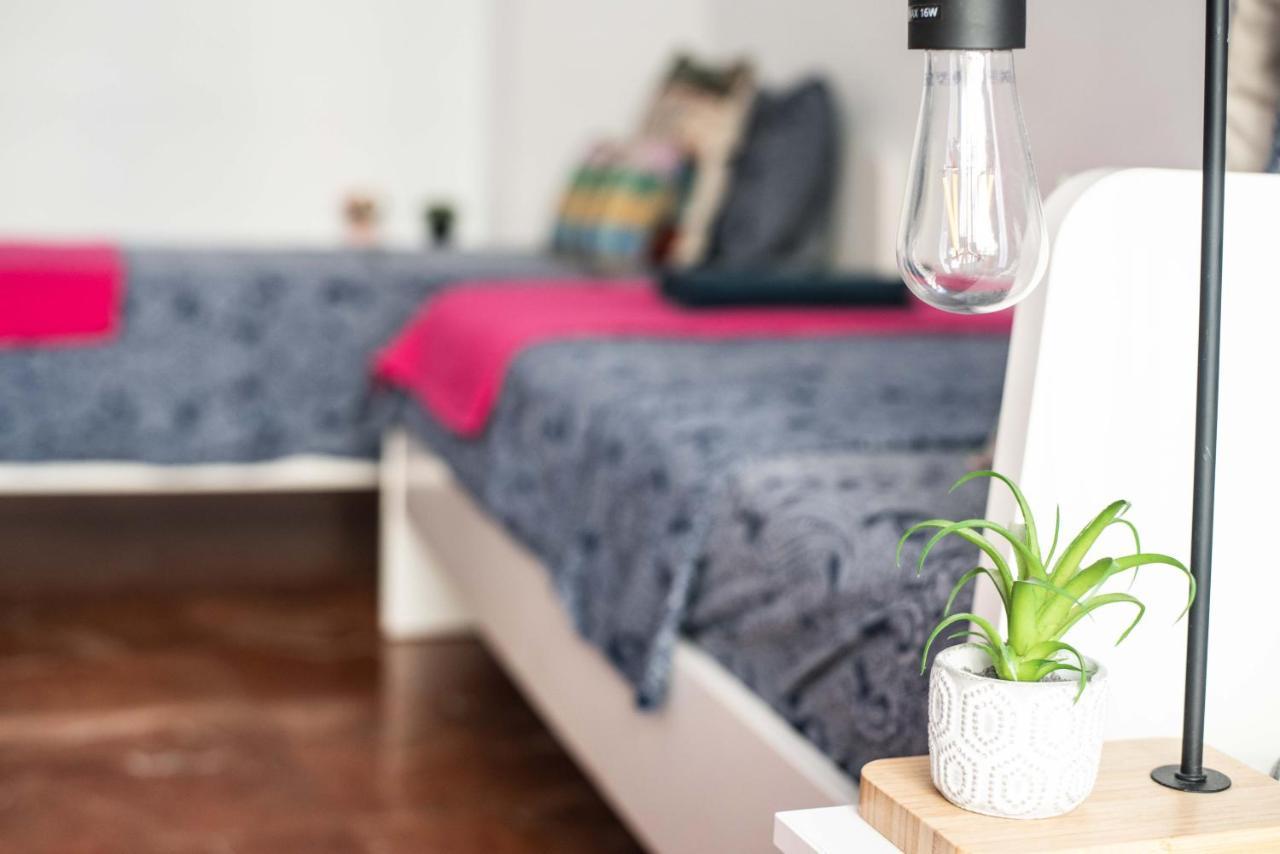Eixample Private Rooms บาร์เซโลนา ภายนอก รูปภาพ