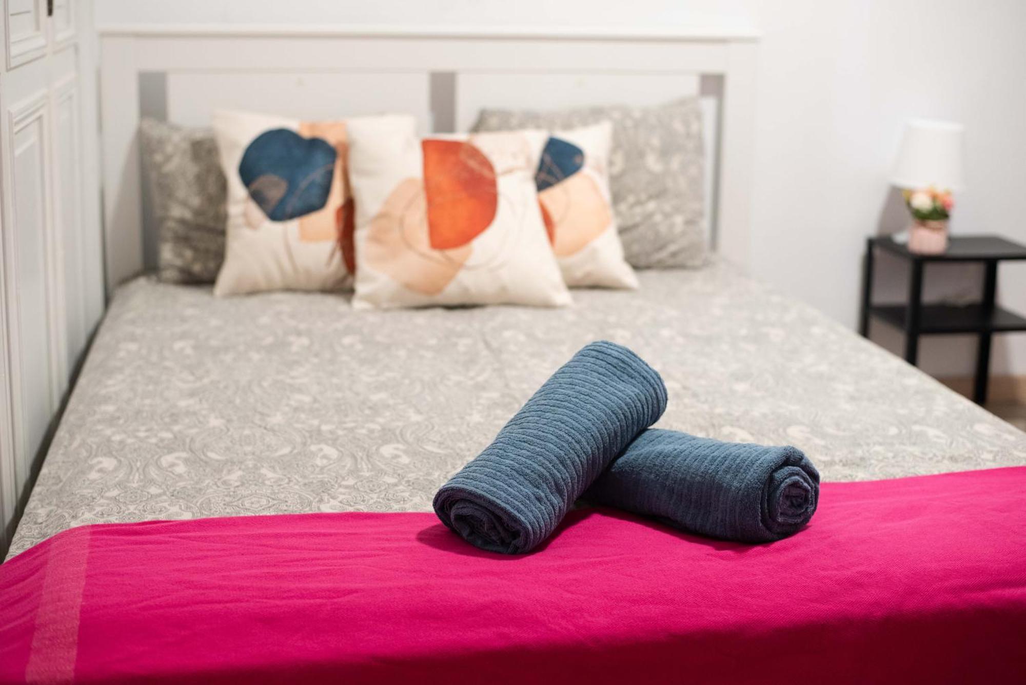 Eixample Private Rooms บาร์เซโลนา ภายนอก รูปภาพ