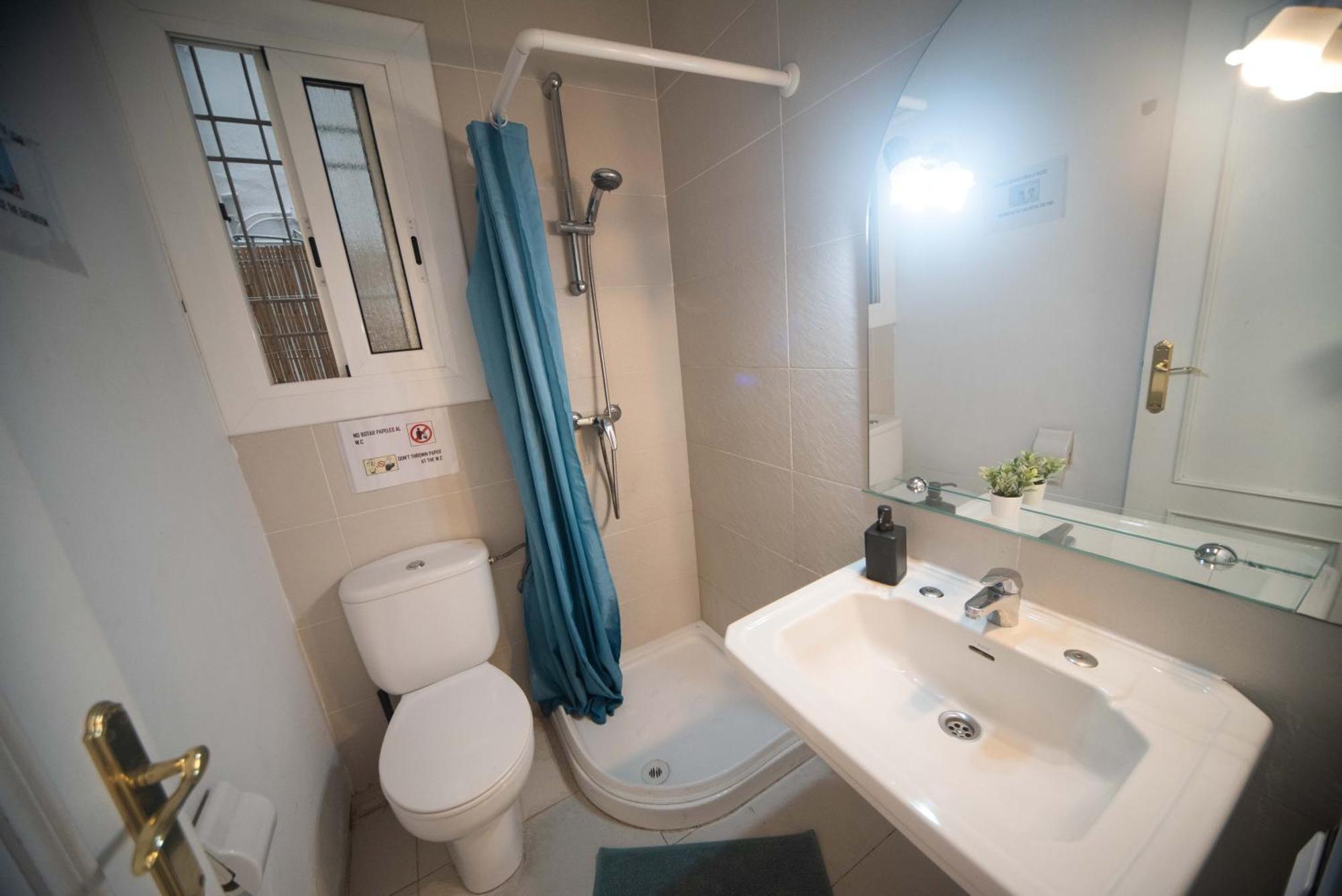 Eixample Private Rooms บาร์เซโลนา ภายนอก รูปภาพ